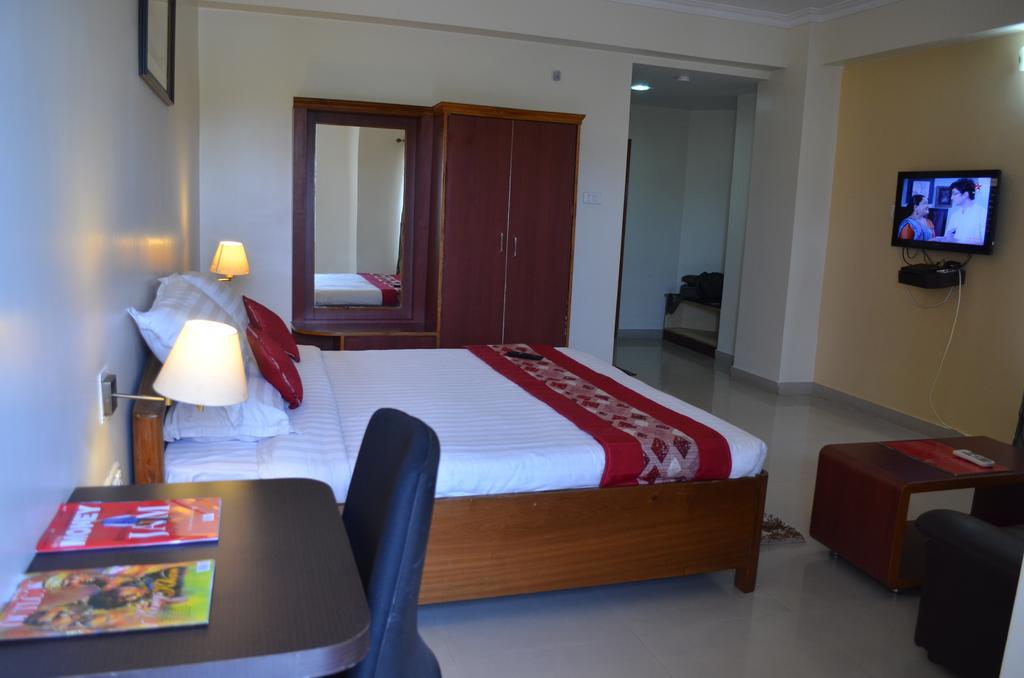 Hotel Rajdhani Regency Guwahati Quarto foto
